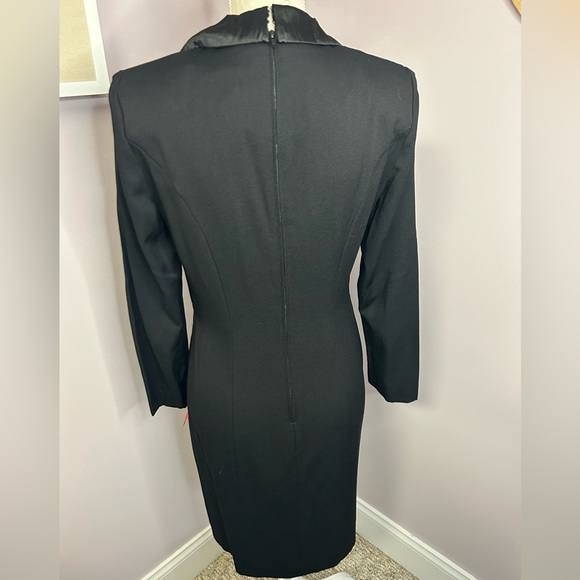 Women’s long sleeve size 8 black one piece dress. Jacket look-but all attached. - Picture 6 of 11